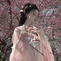 盛開的桃花只為等你