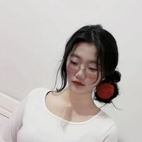 艾周静