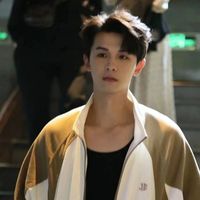 十个勤天何浩楠