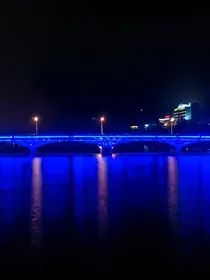 姚小冰