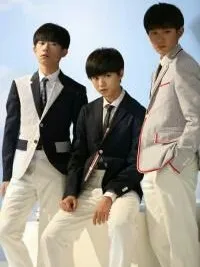 TFBOYS之萌丫头闯校园