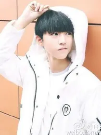tfboys之彩虹少女的幸福光环
