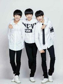 tfboys之皇室复仇三千金