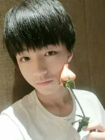 TFBOYS和一个普通的女孩