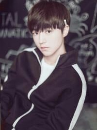 TFBOYS之王俊凯的血仆