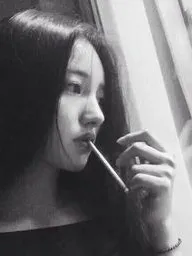 对不起，她们