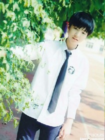 TFBOYS之王俊凯的盛夏光年