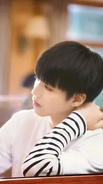 TFboys:王俊凯，那年的事你还记得吗？