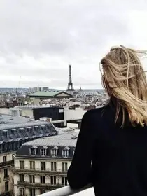 经常旅行的女人到底有多迷人