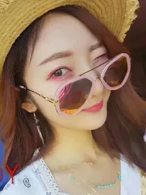 逗逼女配快逆袭！