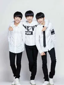 校花校草之tfboys和双颖迪