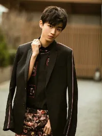 TFBOYS彼岸栀子花
