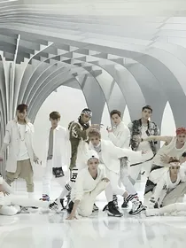 EXO:半路出来了一个关晓彤