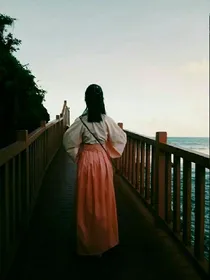 书生……来世我做人你做妖让你受尽这苦楚