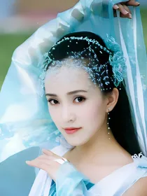 桃染竹成雪映诗