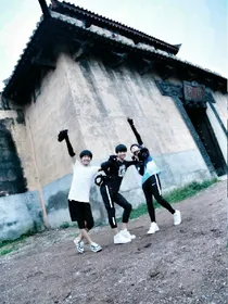 TFBOYS的粉丝成为了妹妹