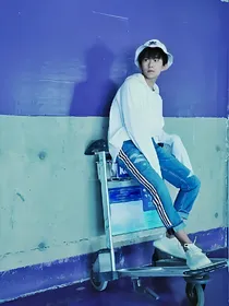 TFBOYS-易烊千玺de网红女友