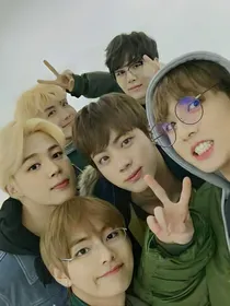 bts：三封情书