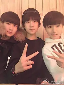 TFBOYS与她们的爱情