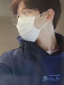 娱乐小白与精分前辈的爱恨情仇