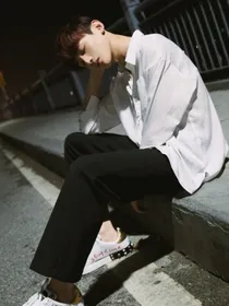 白敬亭的神秘暧昧关系……