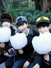 可爱的tfboys
