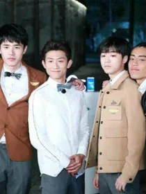 TFBOYS之高能少年团的小弟弟