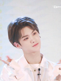 我的男神：黄明昊
