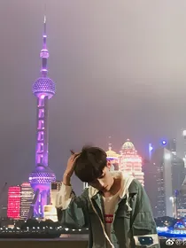 一个王，两个乐，我的男神王乐乐