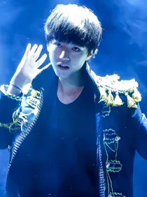 tfboys之镜花水月梦一场