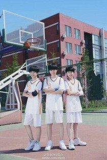 TFBOYS和TFGIRLS的爱情记