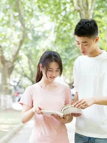 青春里的可乐与冷昀