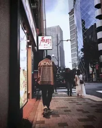 EXO丧尸：欧巴，打一架吧。