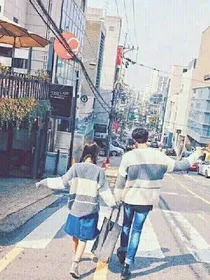 初夏，紫藤