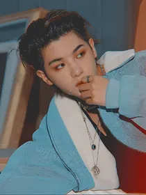 黄明昊:勿喜