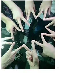 学校生活tf家族和張家芸