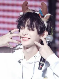 黄明昊:我的傲娇妹妹