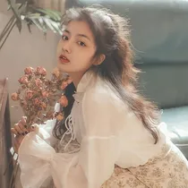 阿辞的女头馆