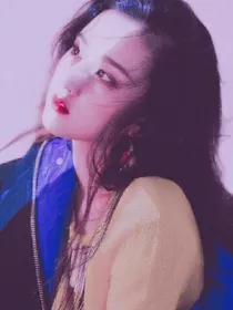 乐华七子next:女友是血猎