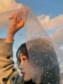 蔡徐坤的网红女友。