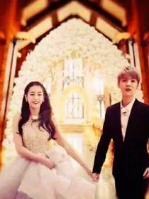 鹿晗和迪丽热巴妇婴