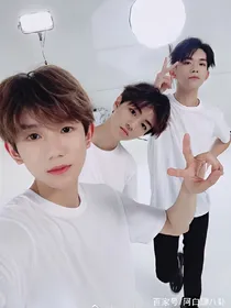 TFBOYS脑婆日常
