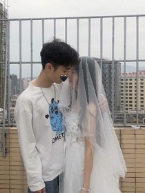 一只傻白甜邂逅