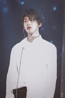 方洛校园小说（会写毕业后）