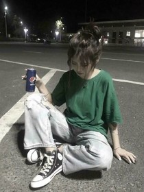 我后悔爱上你。