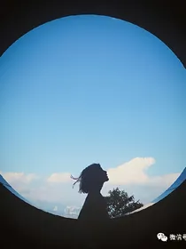 一见钟情的人_d141