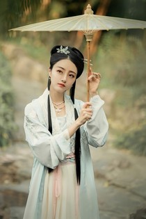 几世春暖，几世凉