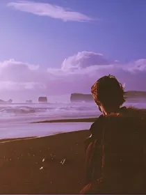 一个人去希腊，看那一片海