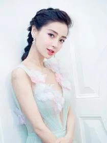 杨颖之女神回归