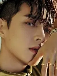 末世女皇（EXO）